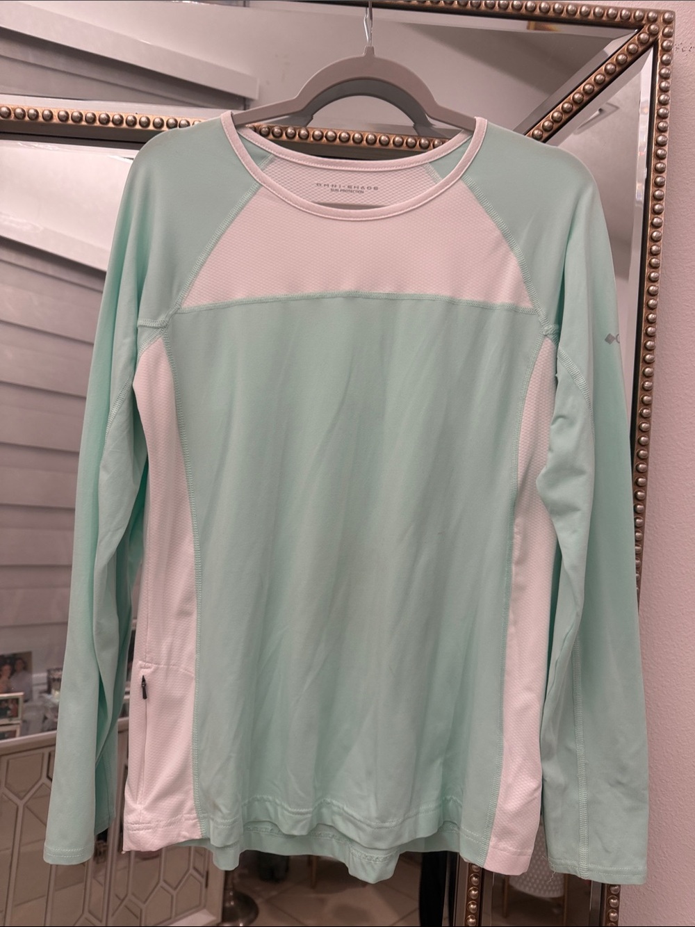 Columbia Women's Long Sleeve Performance Tee in Mint Green and White